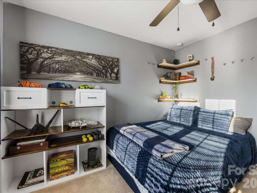 11516 Glowing Star Drive, Charlotte, NC 28215.  MLS# CAR4336828, YatesRealty ID 1152. 