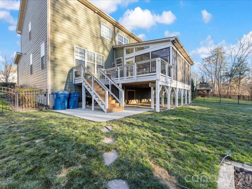 11516 Glowing Star Drive, Charlotte, NC 28215.  MLS# CAR4336828, YatesRealty ID 1152. 