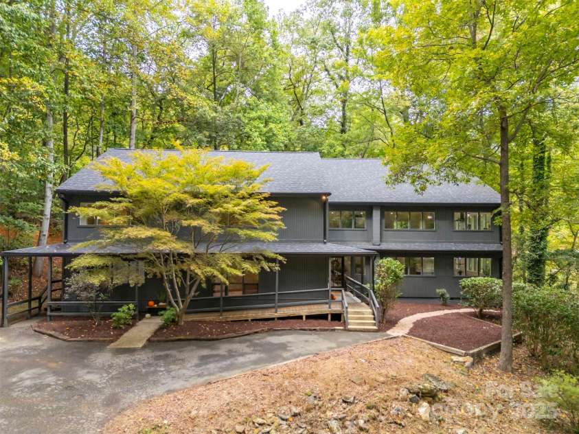 160 Lasae Lane, Tryon, NC 28782.  MLS# CAR4308669, YatesRealty ID 11520. 