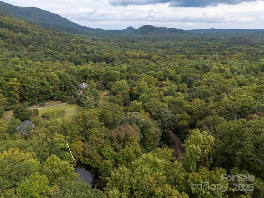 160 Lasae Lane, Tryon, NC 28782.  MLS# CAR4308669, YatesRealty ID 11520. 