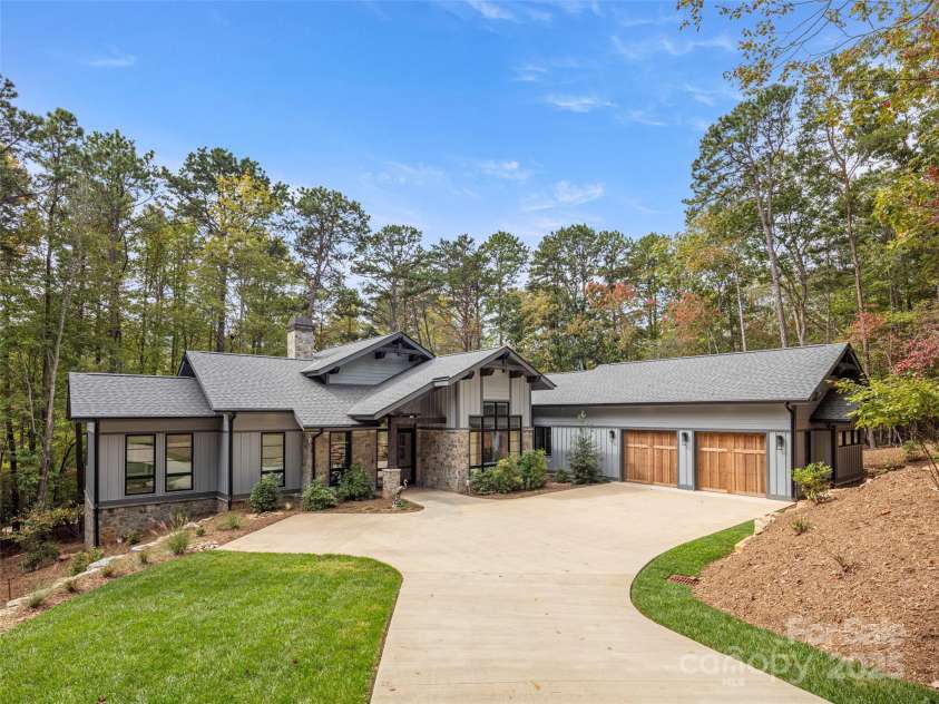 1565 Country View Way, Arden, NC 28704.  MLS# CAR4311786, YatesRealty ID 11521. 