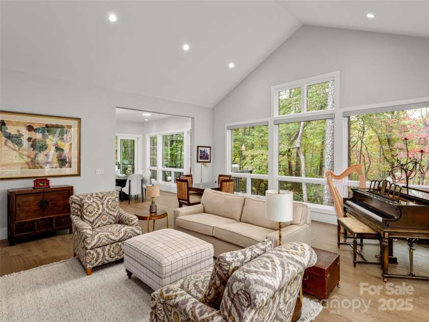 1565 Country View Way, Arden, NC 28704.  MLS# CAR4311786, YatesRealty ID 11521. 