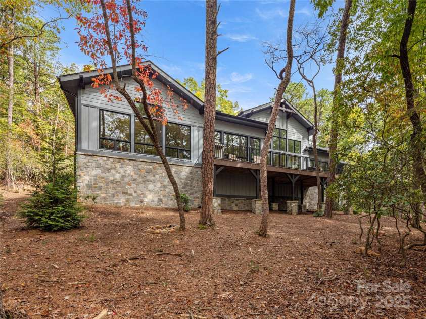 1565 Country View Way, Arden, NC 28704.  MLS# CAR4311786, YatesRealty ID 11521. 