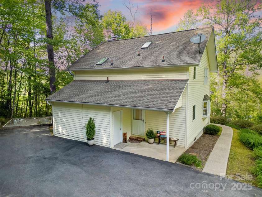 28 Big Rock Road, Pisgah Forest, NC 28768.  MLS# CAR4255481, YatesRealty ID 11521. 