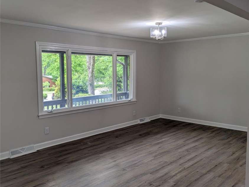 1002 Hemlock Drive, Shelby, NC 28150.  MLS# CAR4256235, YatesRealty ID 11522. 