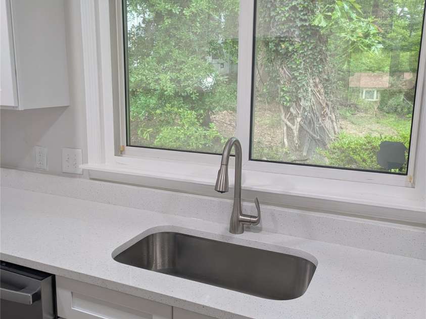 1002 Hemlock Drive, Shelby, NC 28150.  MLS# CAR4256235, YatesRealty ID 11522. 