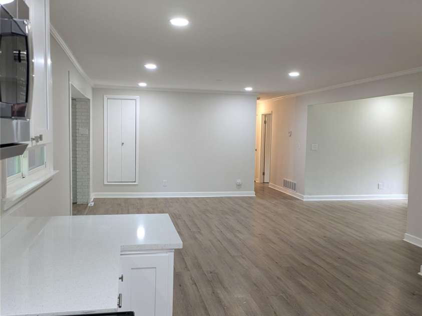 1002 Hemlock Drive, Shelby, NC 28150.  MLS# CAR4256235, YatesRealty ID 11522. 