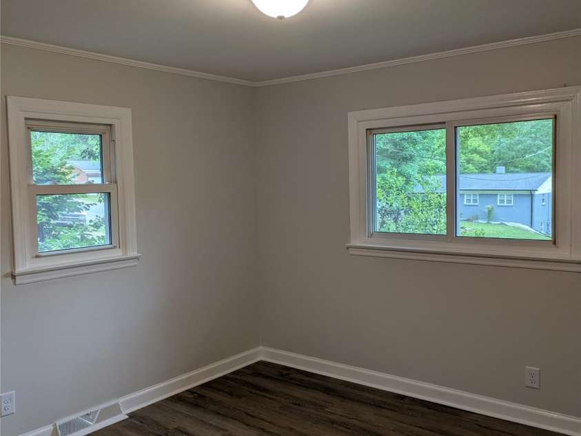 1002 Hemlock Drive, Shelby, NC 28150.  MLS# CAR4256235, YatesRealty ID 11522. 