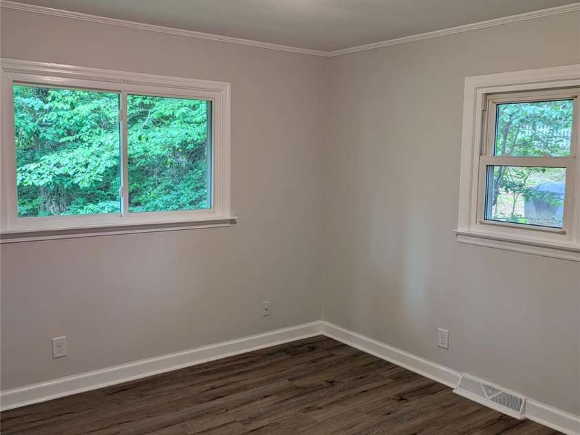 1002 Hemlock Drive, Shelby, NC 28150.  MLS# CAR4256235, YatesRealty ID 11522. 