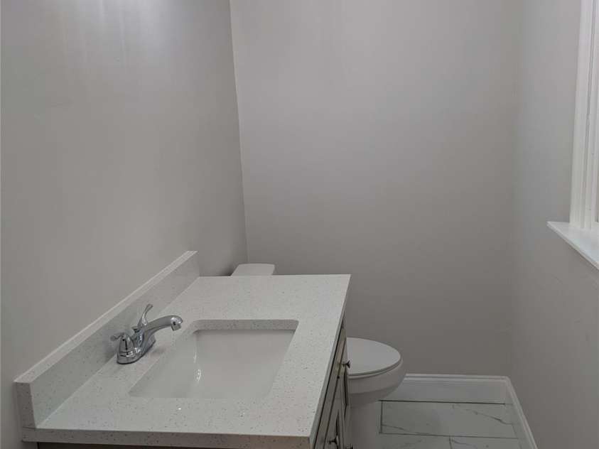 1002 Hemlock Drive, Shelby, NC 28150.  MLS# CAR4256235, YatesRealty ID 11522. 