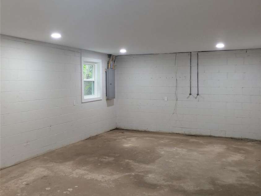 1002 Hemlock Drive, Shelby, NC 28150.  MLS# CAR4256235, YatesRealty ID 11522. 