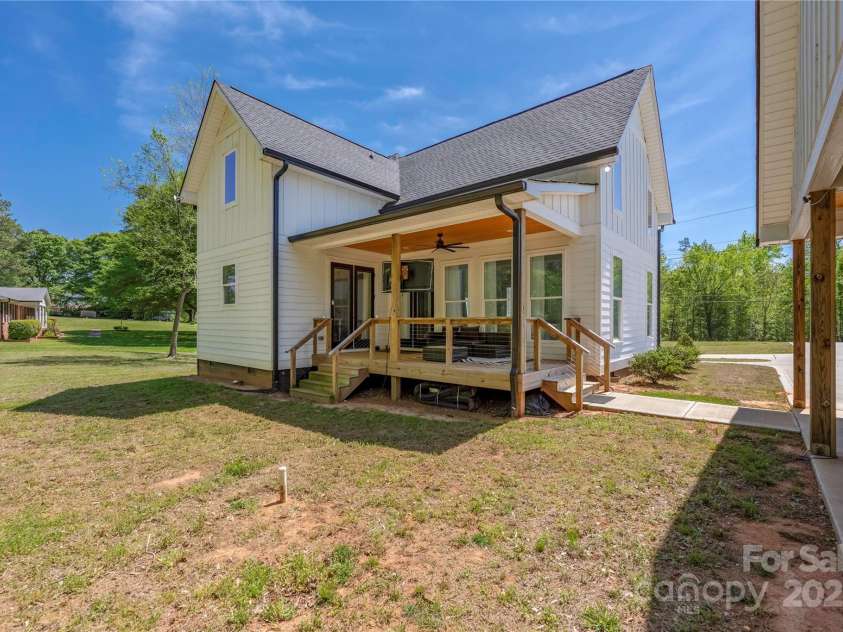 5028 Lewis Road, Gastonia, NC 28052.  MLS# CAR4251374, YatesRealty ID 11523. 