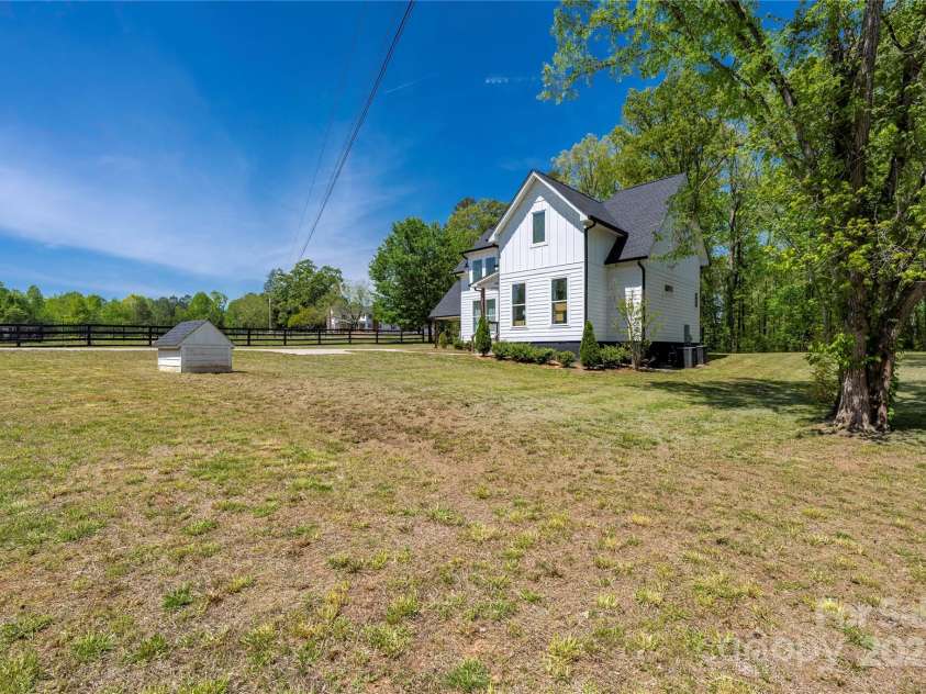 5028 Lewis Road, Gastonia, NC 28052.  MLS# CAR4251374, YatesRealty ID 11523. 