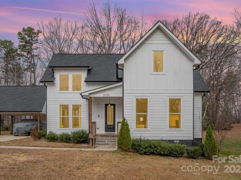 5028 Lewis Road, Gastonia, NC 28052.  MLS# CAR4328073, YatesRealty ID 11523. 