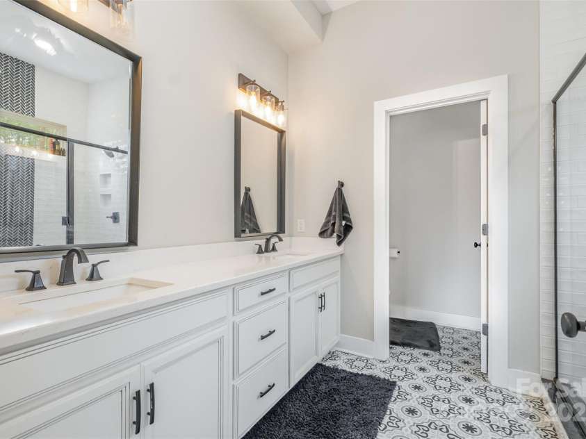 5028 Lewis Road, Gastonia, NC 28052.  MLS# CAR4328073, YatesRealty ID 11523. 