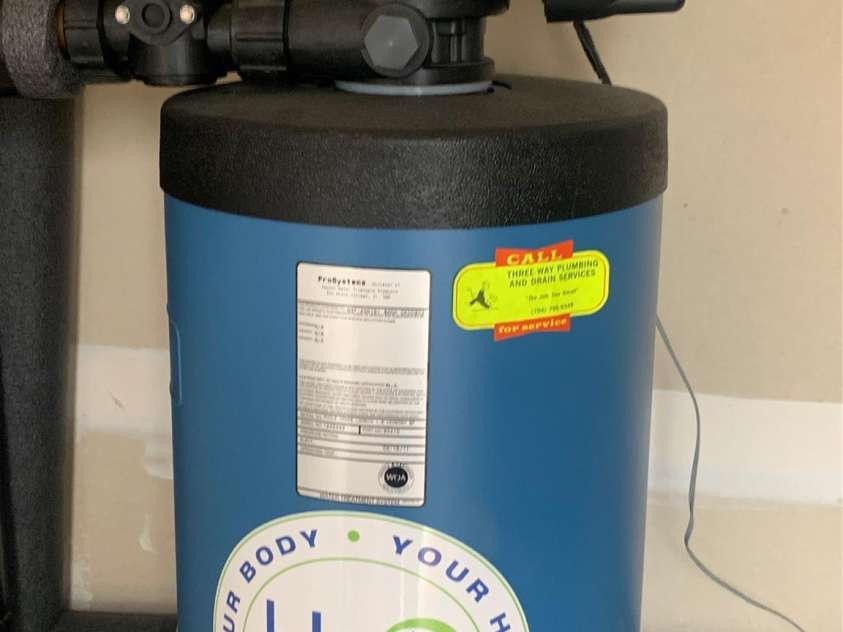 11622 Lioness Street, Charlotte, NC 28273.  MLS# CAR4254241, YatesRealty ID 11524. The storage unit houses this whole house Water Filter.