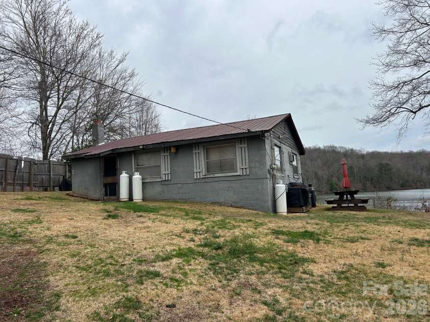 4237 Laurel Hill Road, Claremont, NC 28610.  MLS# CAR4367138, YatesRealty ID 11524. 