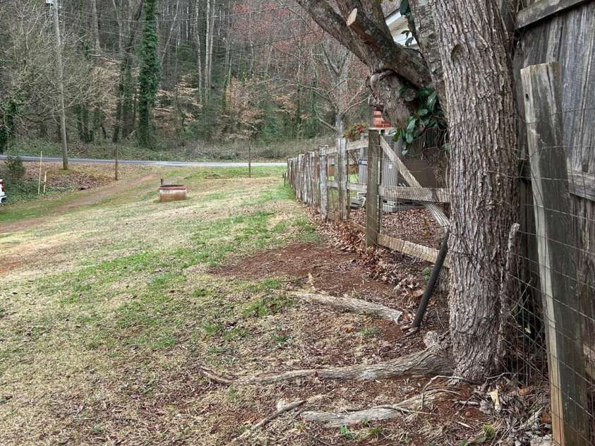 4237 Laurel Hill Road, Claremont, NC 28610.  MLS# CAR4367138, YatesRealty ID 11524. 