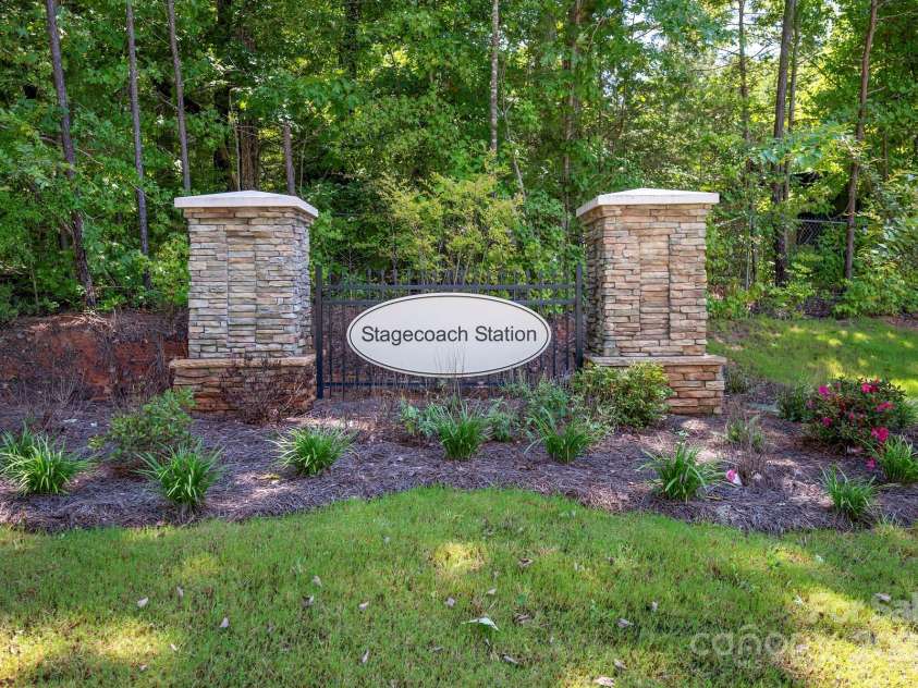 3414 Saddlebred Drive, Gastonia, NC 28052.  MLS# CAR4228665, YatesRealty ID 11526. 