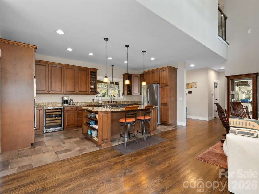 711 Winfield Drive, Clyde, NC 28721.  MLS# CAR4367312, YatesRealty ID 11527. 