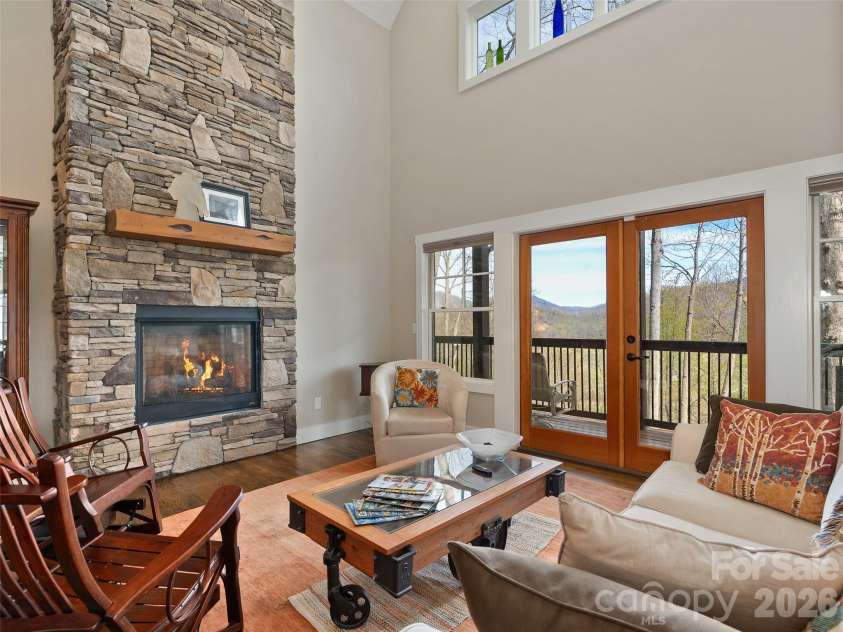 711 Winfield Drive, Clyde, NC 28721.  MLS# CAR4367312, YatesRealty ID 11527. 