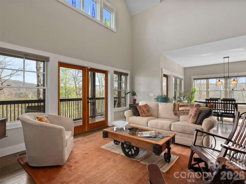 711 Winfield Drive, Clyde, NC 28721.  MLS# CAR4367312, YatesRealty ID 11527. 