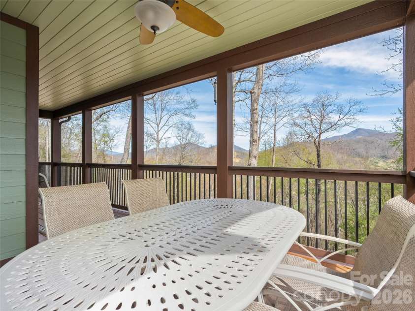 711 Winfield Drive, Clyde, NC 28721.  MLS# CAR4367312, YatesRealty ID 11527. 