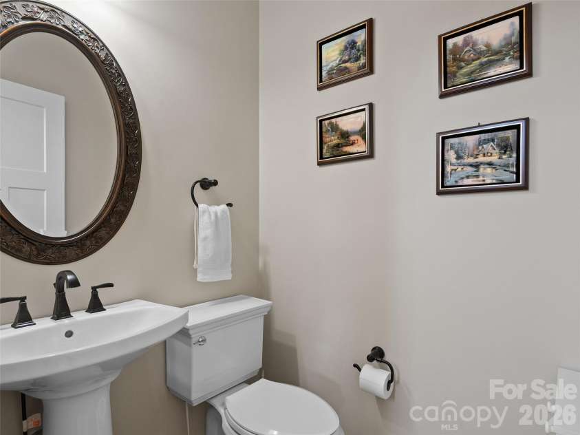 711 Winfield Drive, Clyde, NC 28721.  MLS# CAR4367312, YatesRealty ID 11527. 