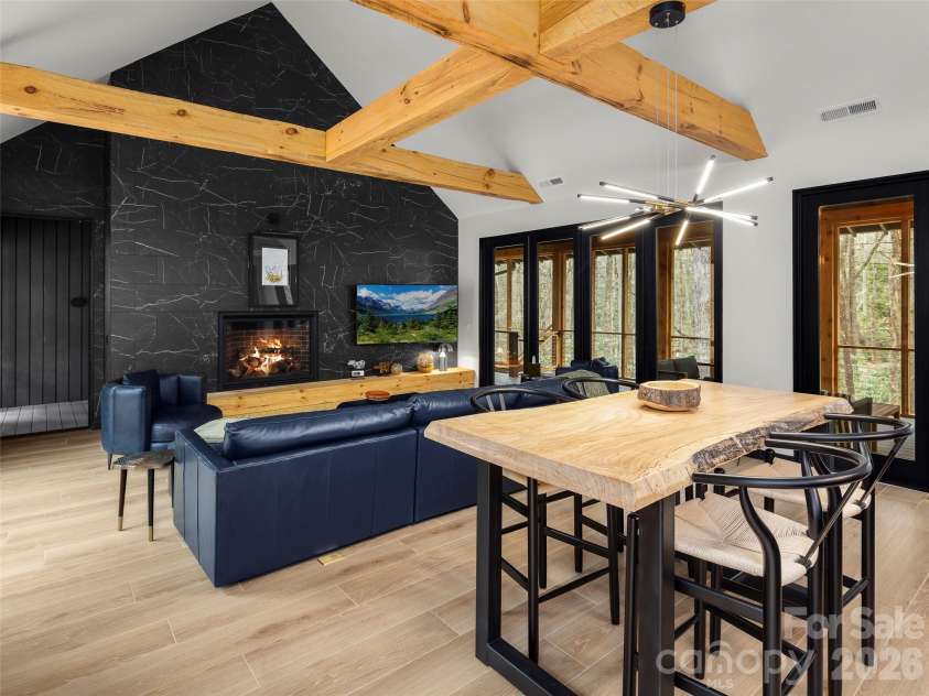 80 Hemlock Circle, Black Mountain, NC 28711.  MLS# CAR4367338, YatesRealty ID 11528. Dining Room/Great Room