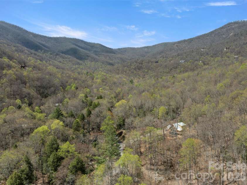 80 Hemlock Circle, Black Mountain, NC 28711.  MLS# CAR4367338, YatesRealty ID 11528. Drone View