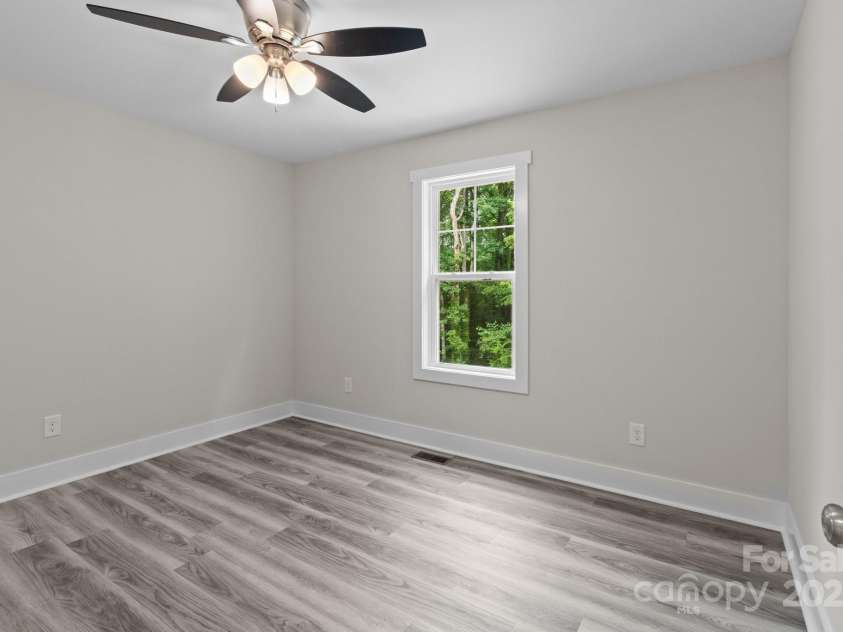 894 Oval Street, Kannapolis, NC 28081.  MLS# CAR4256839, YatesRealty ID 11528. 