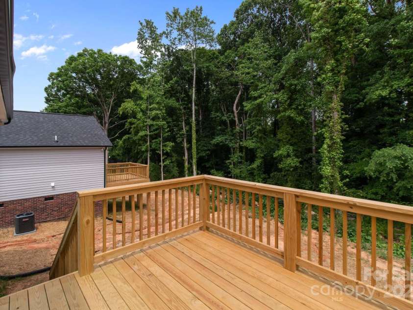 894 Oval Street, Kannapolis, NC 28081.  MLS# CAR4256839, YatesRealty ID 11528. 