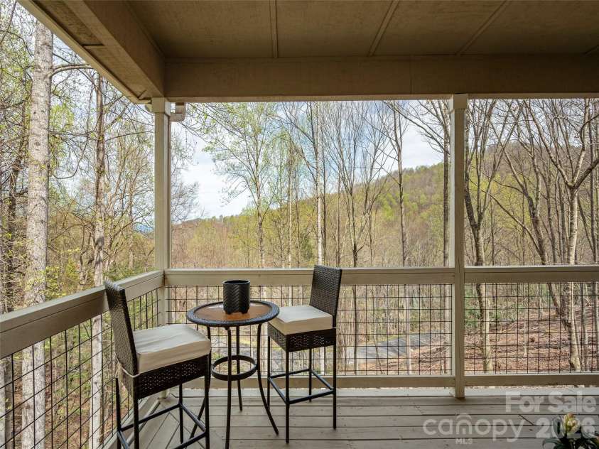 417 Blue Mist Way, Arden, NC 28704.  MLS# CAR4413993, YatesRealty ID 11529. 