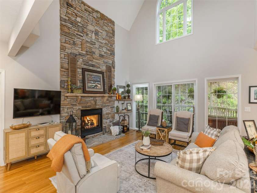 417 Blue Mist Way, Arden, NC 28704.  MLS# CAR4413993, YatesRealty ID 11529. 