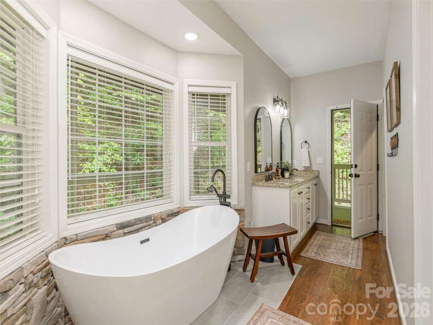 417 Blue Mist Way, Arden, NC 28704.  MLS# CAR4413993, YatesRealty ID 11529. 