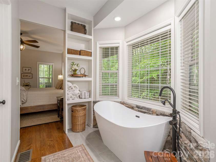 417 Blue Mist Way, Arden, NC 28704.  MLS# CAR4413993, YatesRealty ID 11529. 