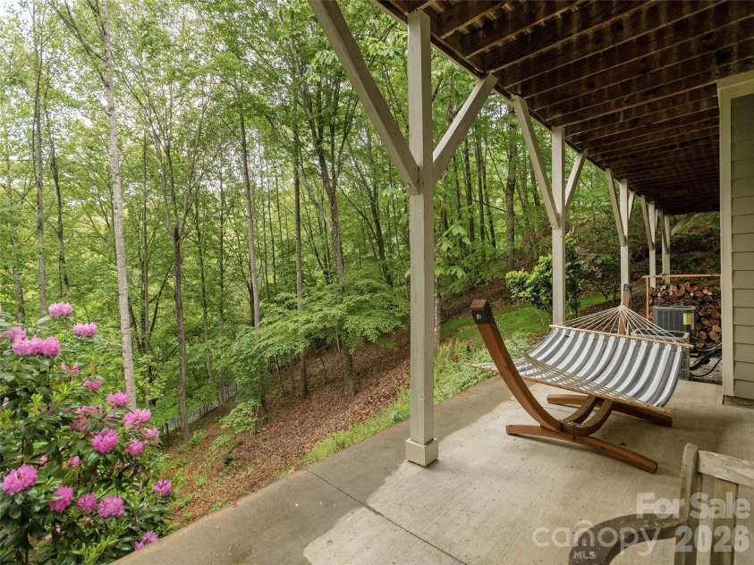 417 Blue Mist Way, Arden, NC 28704.  MLS# CAR4413993, YatesRealty ID 11529. 