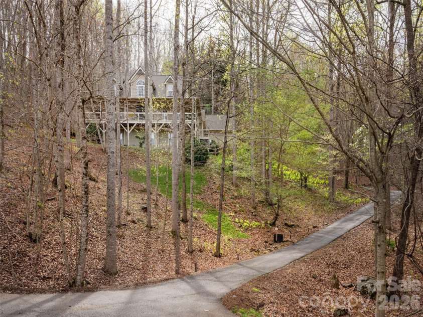 417 Blue Mist Way, Arden, NC 28704.  MLS# CAR4413993, YatesRealty ID 11529. 