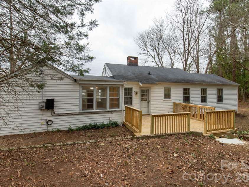 1250 Hampton Grace Avenue, Lancaster, SC 29720.  MLS# CAR4335776, YatesRealty ID 1153. 