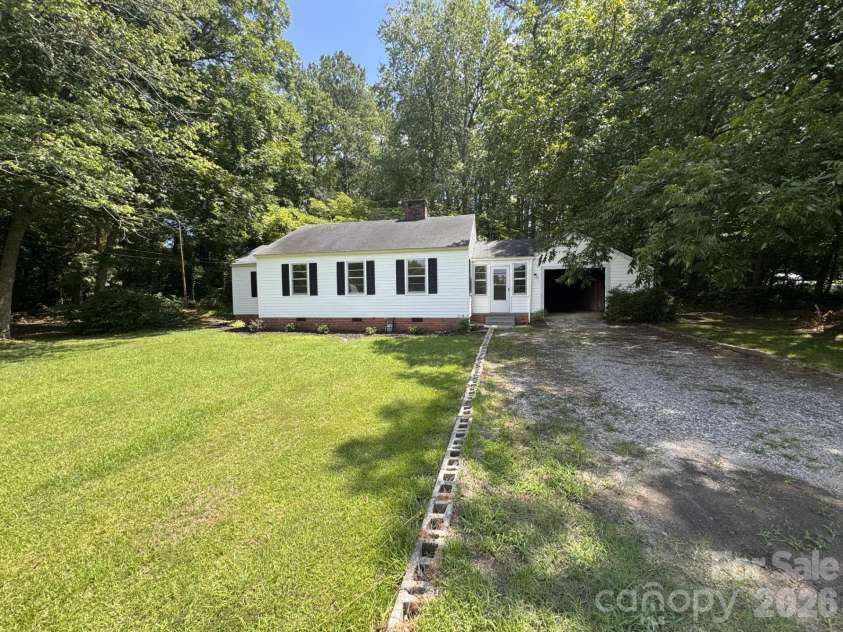 1250 Hampton Grace Avenue, Lancaster, SC 29720.  MLS# CAR4404716, YatesRealty ID 1153. 