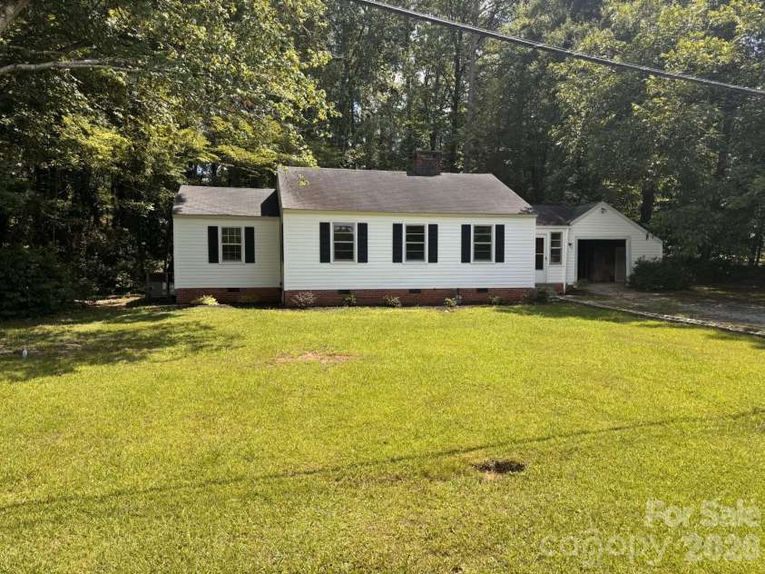 1250 Hampton Grace Avenue, Lancaster, SC 29720.  MLS# CAR4404716, YatesRealty ID 1153. 