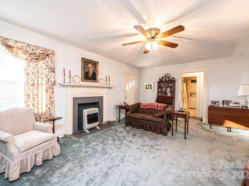 1396 Cottage Grove Road, Lenoir, NC 28645.  MLS# CAR4225236, YatesRealty ID 1153. 