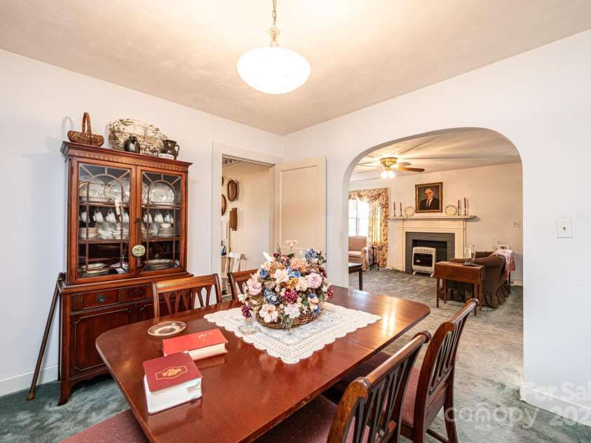 1396 Cottage Grove Road, Lenoir, NC 28645.  MLS# CAR4225236, YatesRealty ID 1153. 