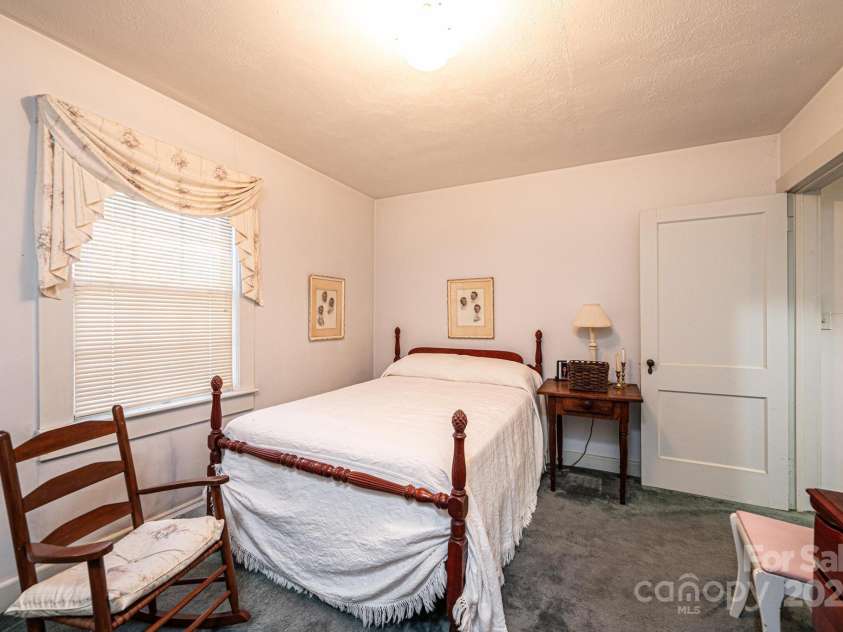 1396 Cottage Grove Road, Lenoir, NC 28645.  MLS# CAR4225236, YatesRealty ID 1153. 