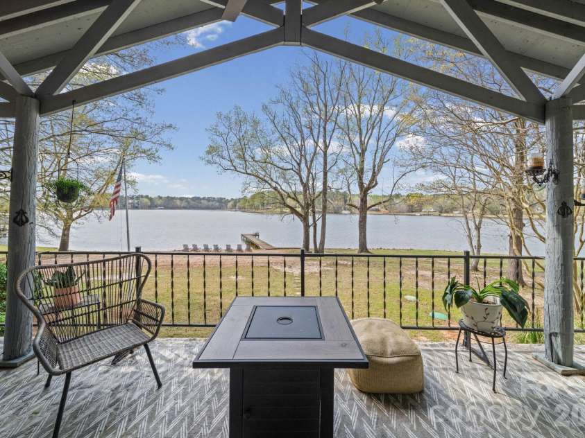 2262 Beaver Creek Road, Camden, SC 29020.  MLS# CAR4391857, YatesRealty ID 11530. 