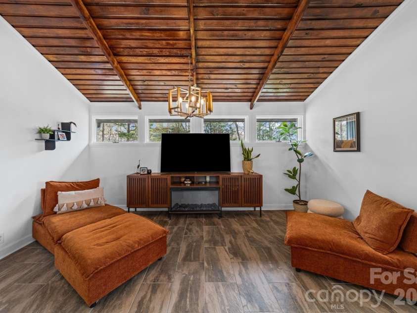 2262 Beaver Creek Road, Camden, SC 29020.  MLS# CAR4391857, YatesRealty ID 11530. 