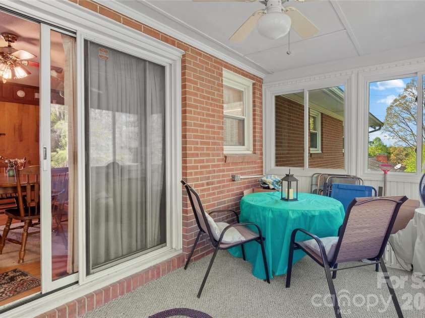 5635 June Lane, Winston Salem, NC 27127.  MLS# CAR4366963, YatesRealty ID 11531. Sunroom