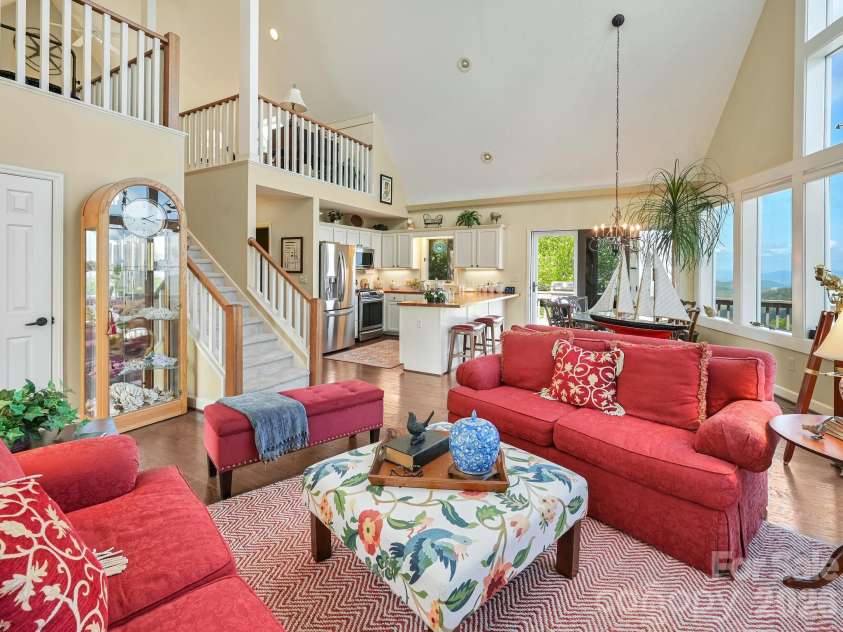 107 Fawns Rest None, Black Mountain, NC 28711.  MLS# CAR4367737, YatesRealty ID 11533. 