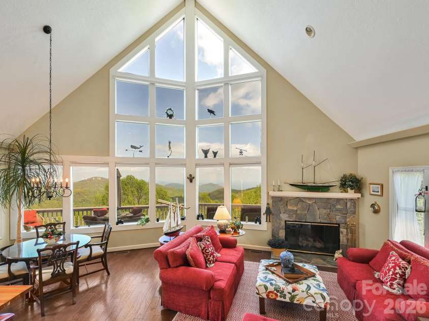 107 Fawns Rest None, Black Mountain, NC 28711.  MLS# CAR4367737, YatesRealty ID 11533. 