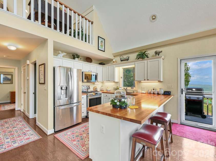 107 Fawns Rest None, Black Mountain, NC 28711.  MLS# CAR4367737, YatesRealty ID 11533. 